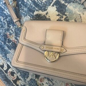 Micheal kors purse